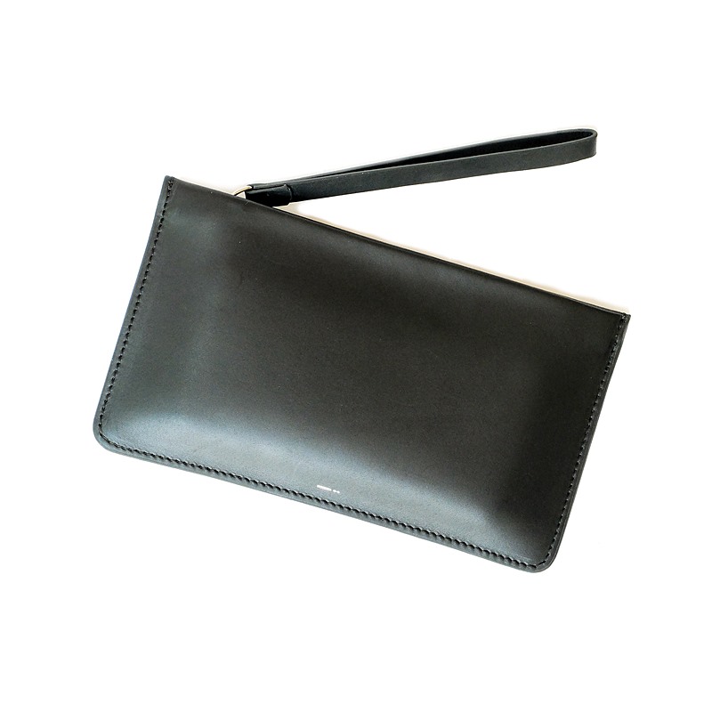 กระเป๋าหนังแท้ Slim pouch Minimalist black edition แบบคล้องมือ สีดำ